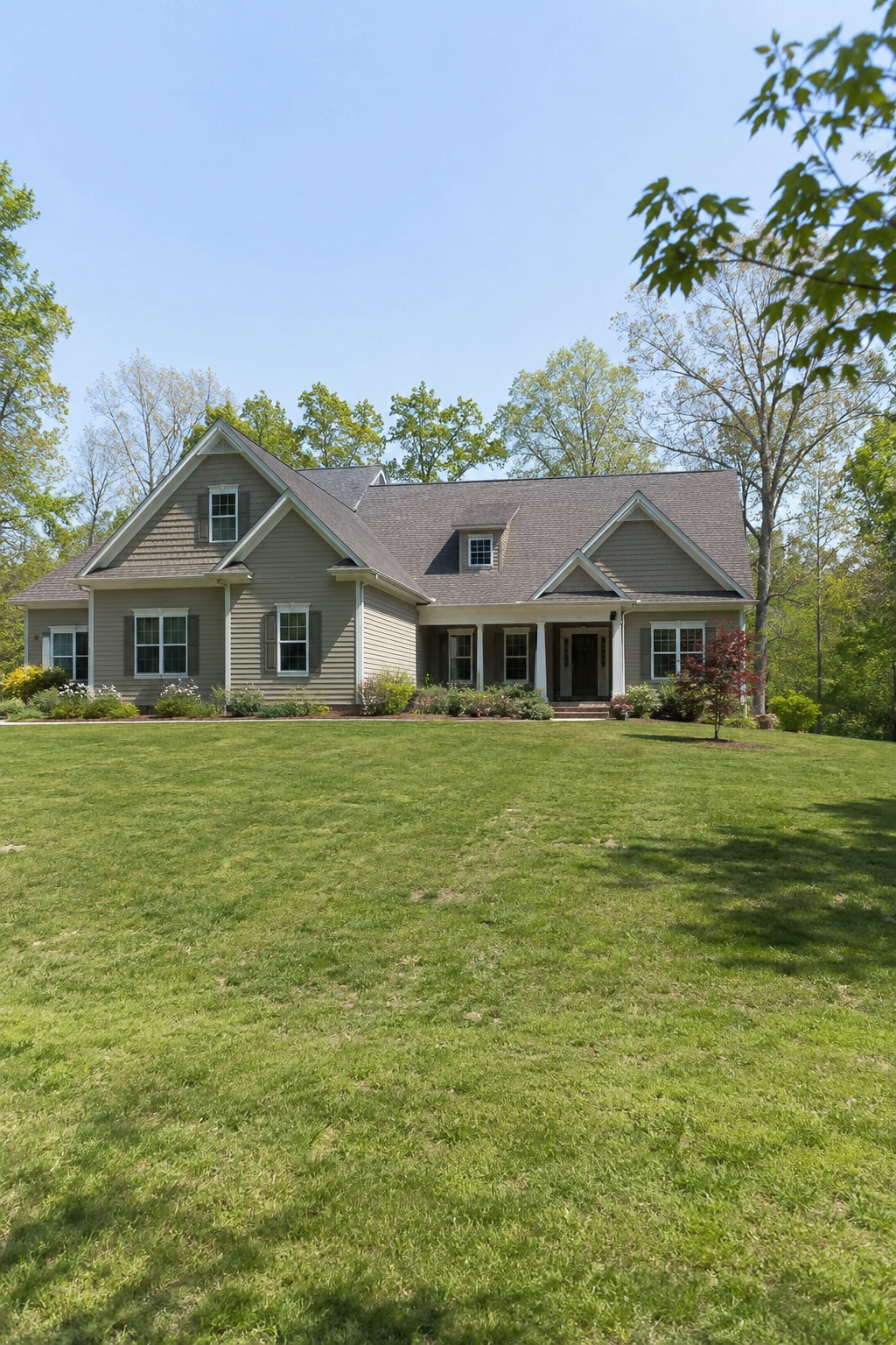 A beautifully crafted deck and fence project